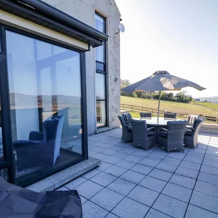 Holiday home Carraig Ard Burt